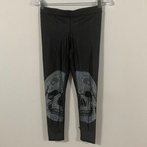 Teresa Size Small leggings with divided skull on legs, see measurements